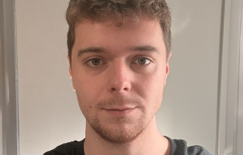 Headshot image of Thomas McCarthy